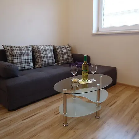 V Sukromi Valentka * Bešeňová